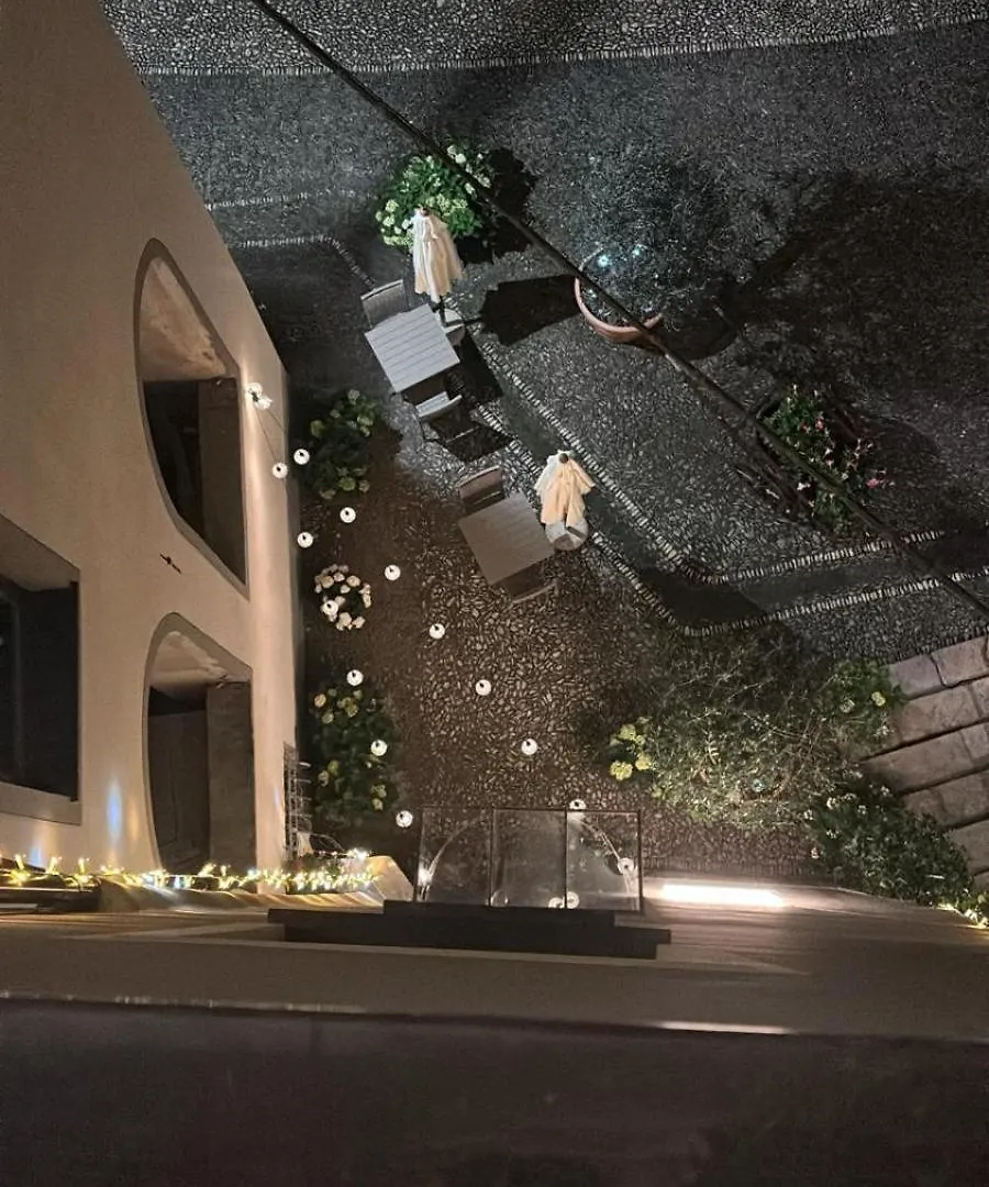 Dantes Apartment Pieve di Teco 0*,