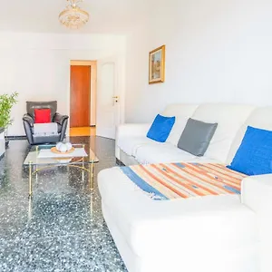 193 - Casa Via Della Chiusa - Centralissimo E Vicino Baia Del Silenzio, E Mare 150m - Parcheggio Gratis Incluso E Aria Condizionata Appartamento