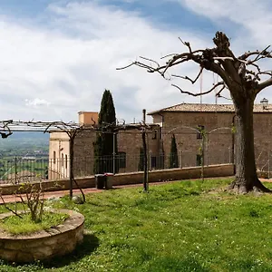 http://casa-giardina.hotels-perugia.com